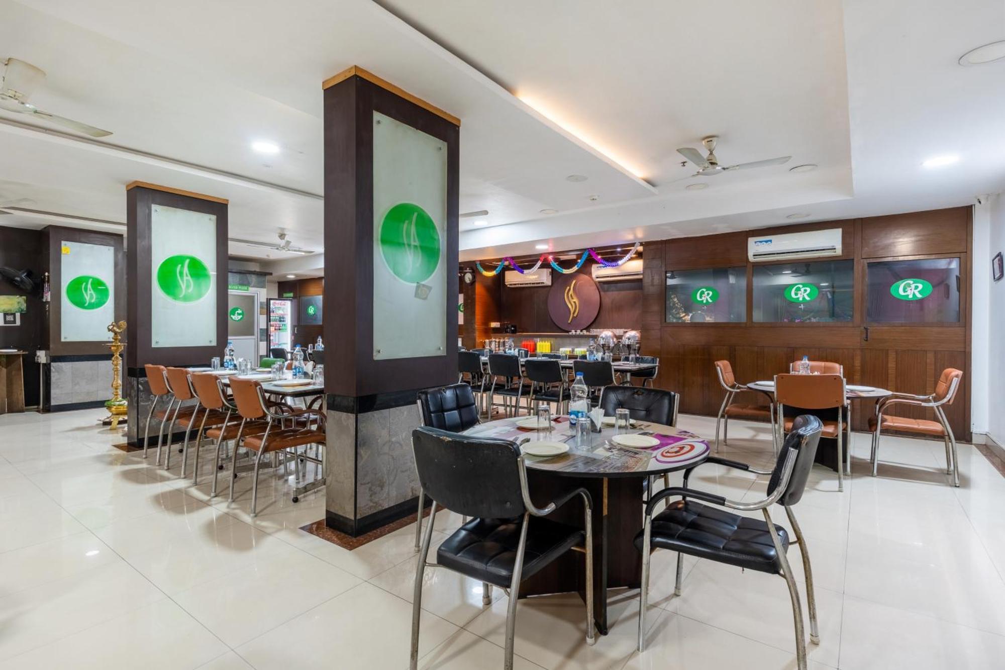Treebo South Avenue, 700 Mts From Promenade Beach Пондичери Екстериор снимка